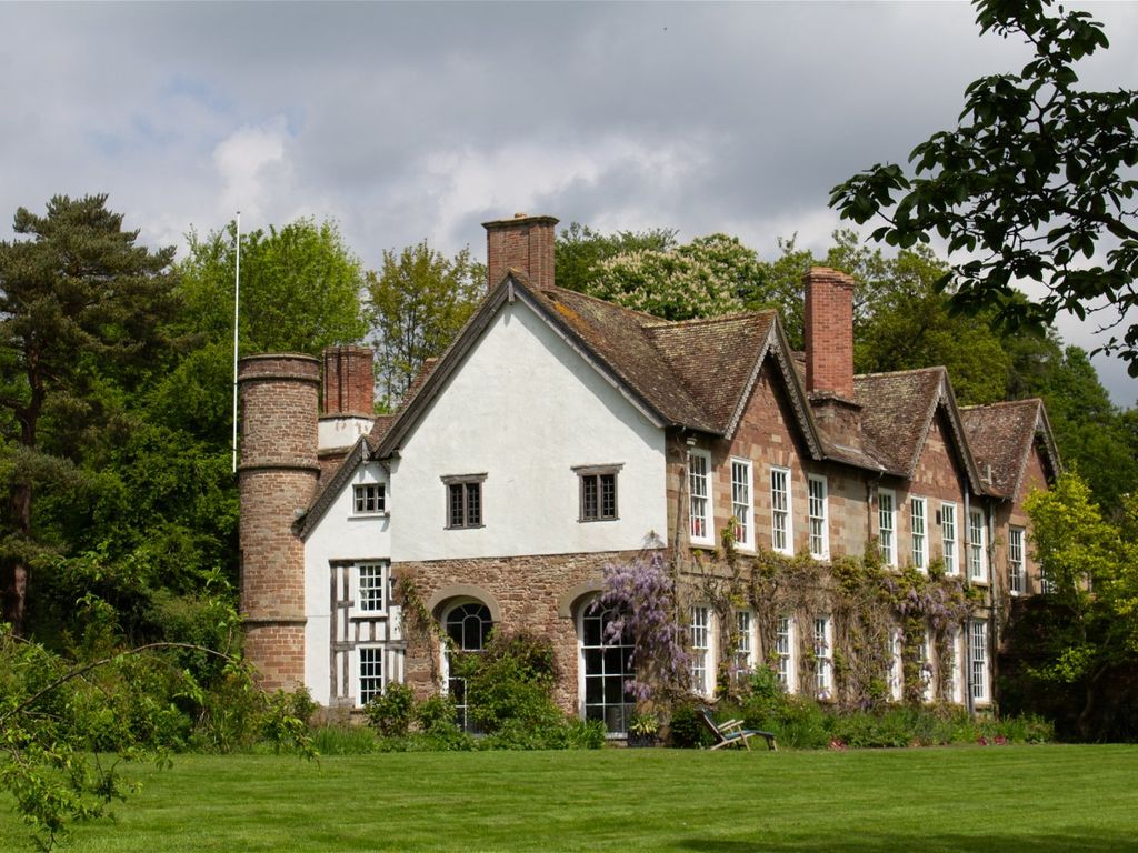 9 bed country house for sale in Phocle Green, RossOnWye HR9 Zoopla