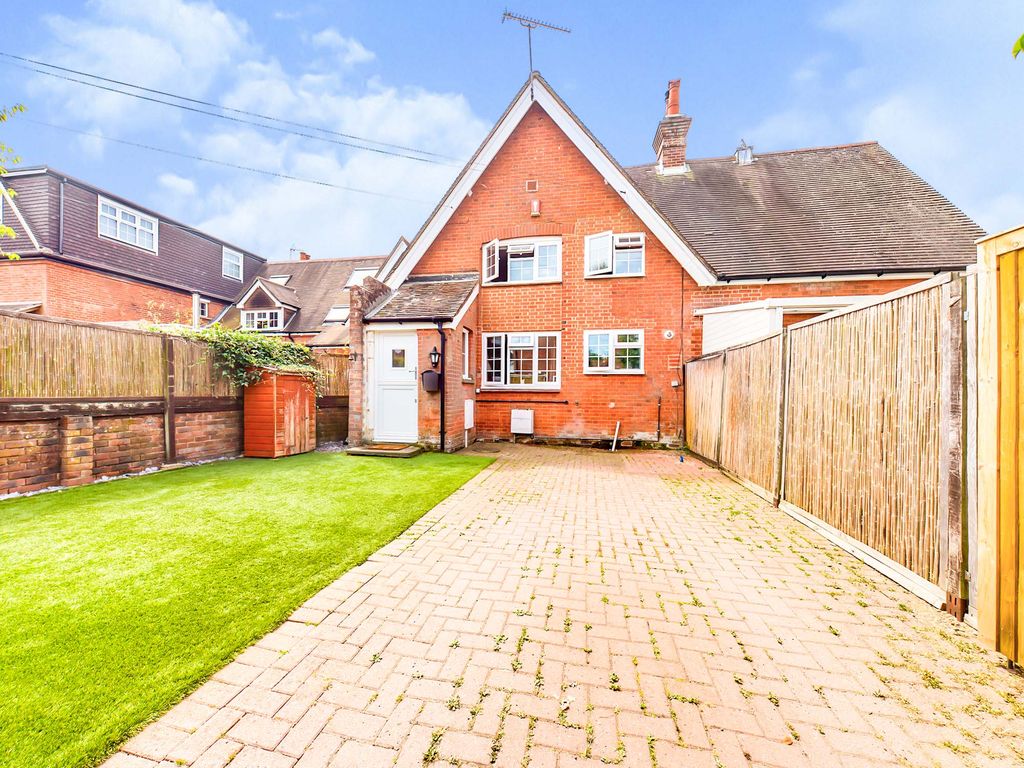2 bed mews house for sale in Old Guildford Road, Broadbridge Heath