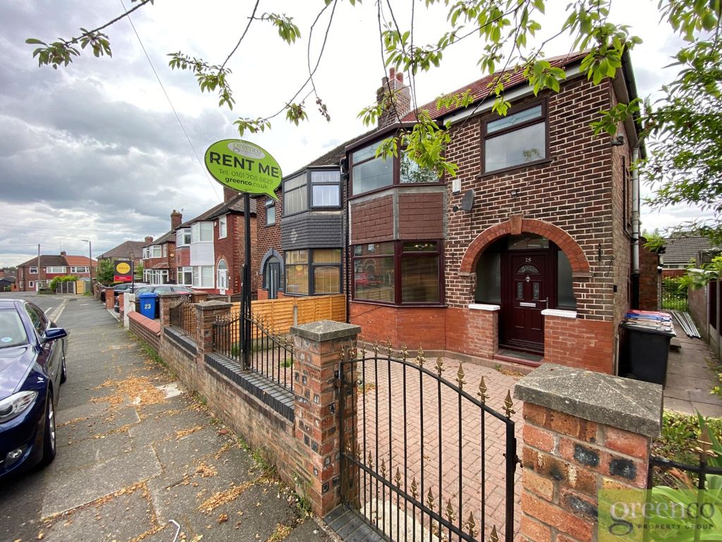 3 bed semidetached house to rent in St. Peters Road, Swinton, Salford