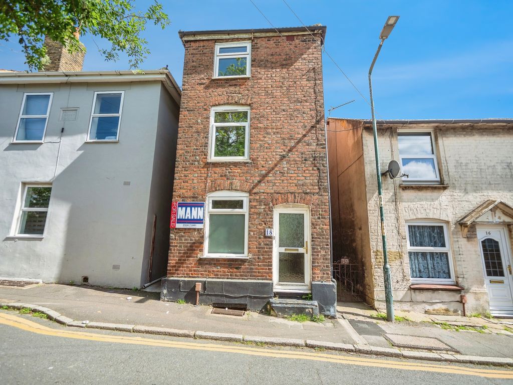 2 bed detached house for sale in Brompton Lane, Rochester, Kent ME2, £