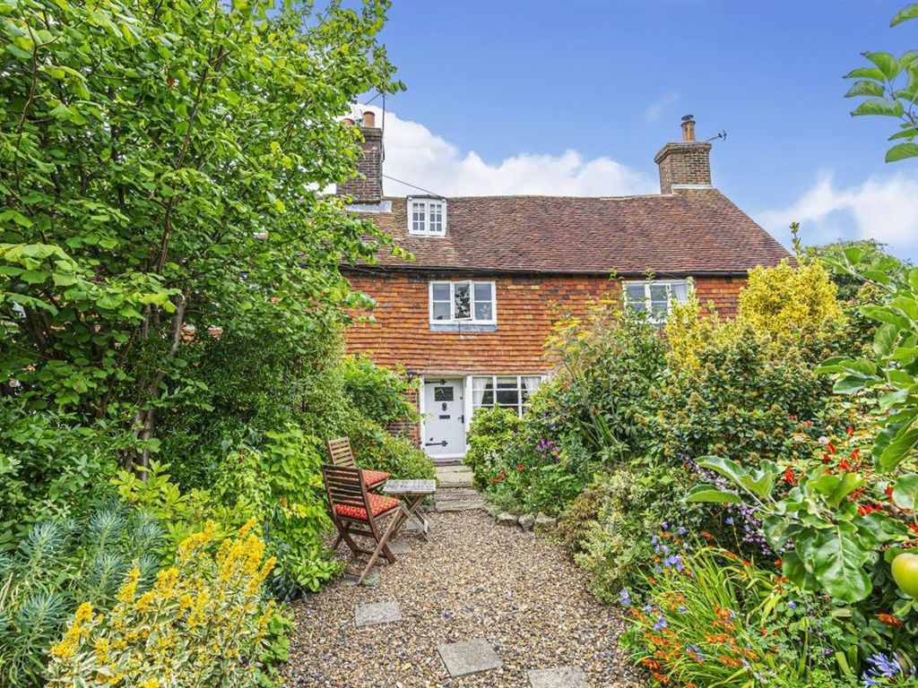 2 bed terraced house for sale