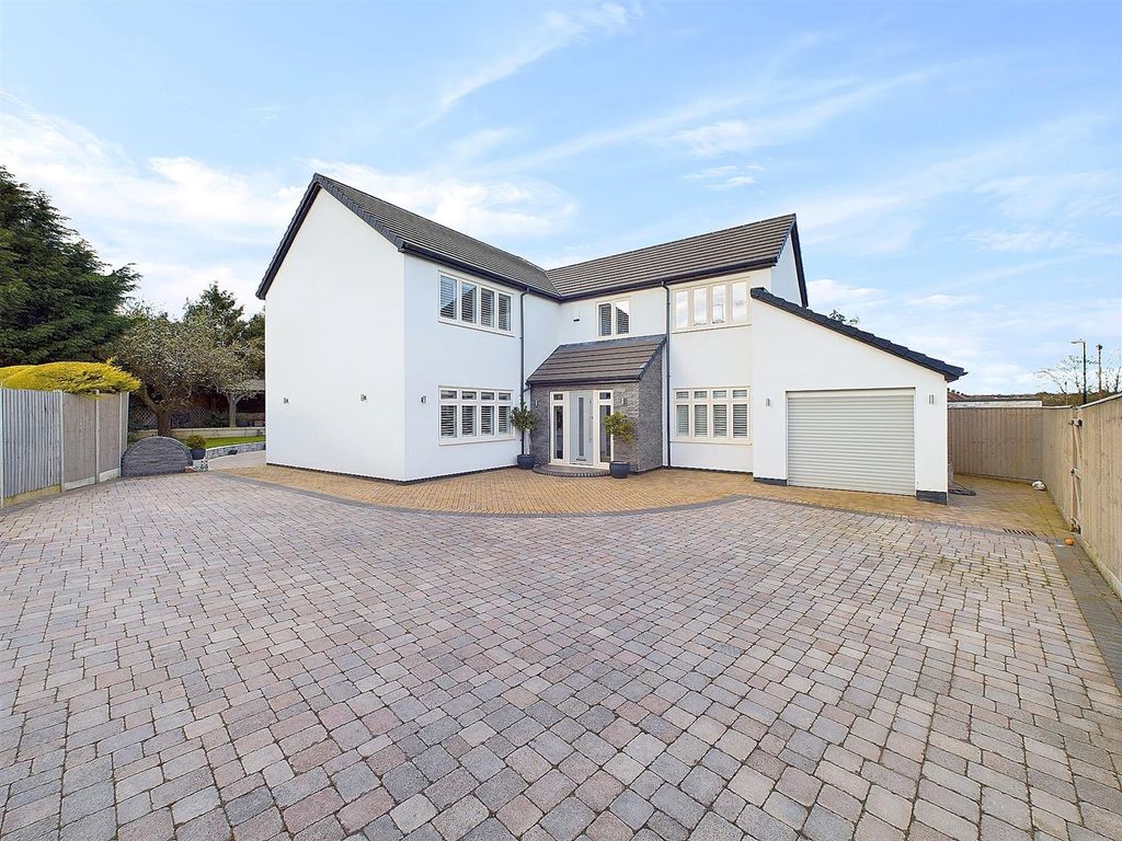 4 bed detached house for sale in Daintree Croft, Styvechale, Coventry