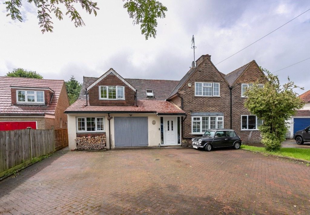 4 bed detached house for sale in Nutfield Road, Merstham, Redhill, Surrey RH1 Zoopla