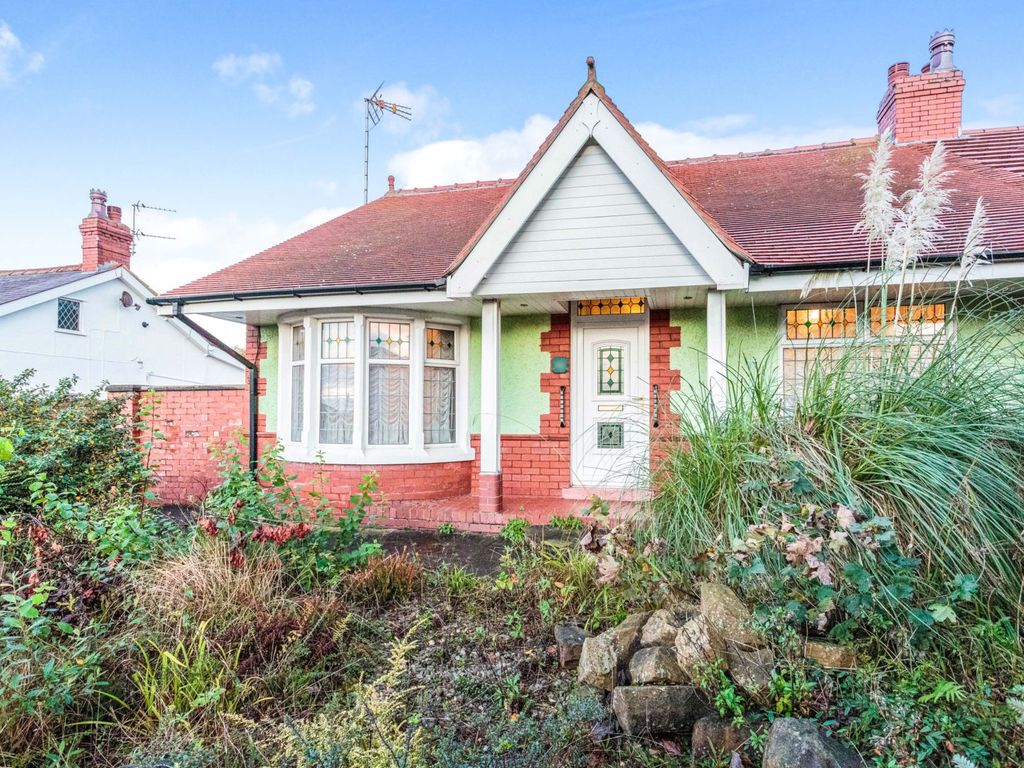 3 bed semidetached bungalow for sale in Bispham Road, Blackpool FY2 Zoopla