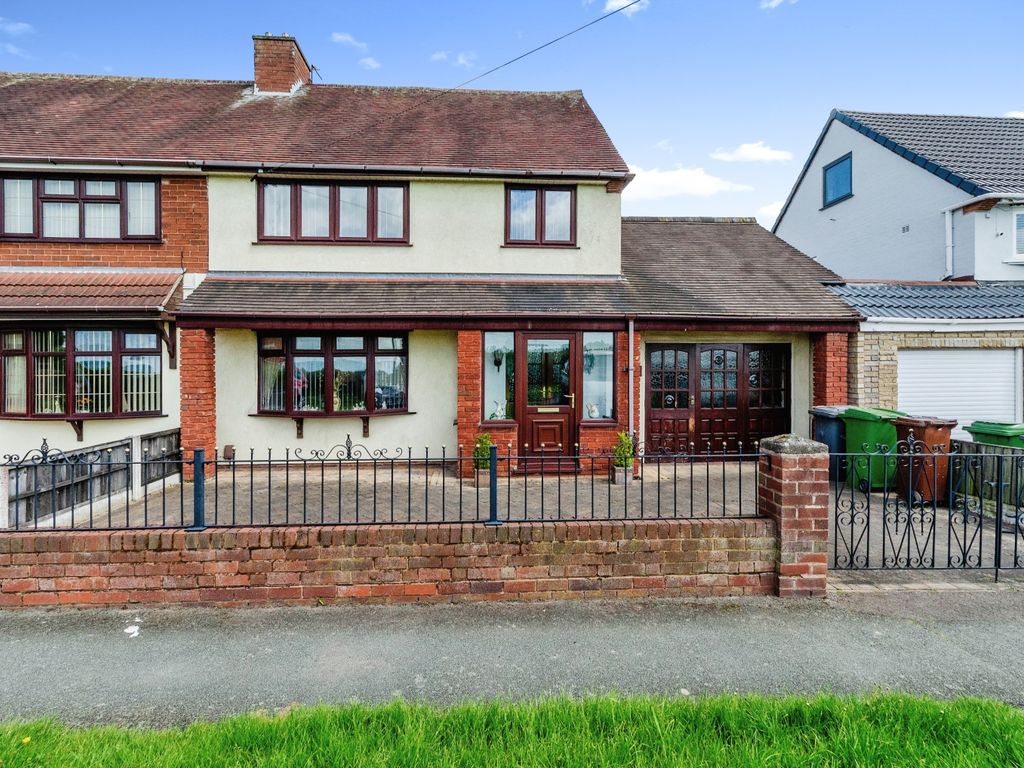 3 bed semidetached house for sale in Kitchen Lane, Wolverhampton WV11