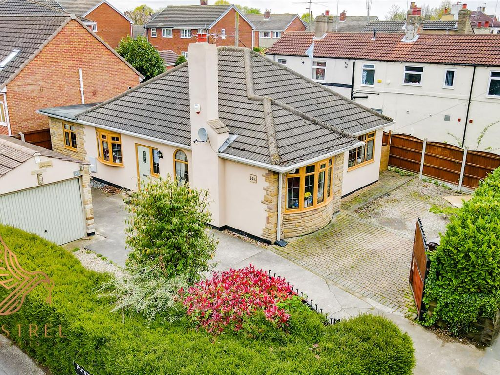 3 bed bungalow for sale in Ackworth Road, Featherstone, Pontefract WF7