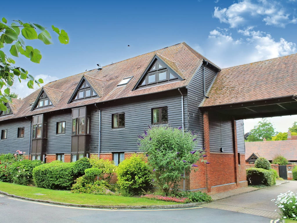1 bed property to rent in Palace Gate, Odiham, Hook RG29 Zoopla