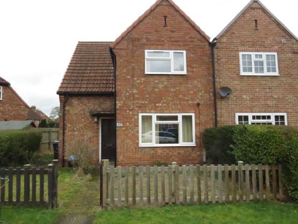2 bed semidetached house for sale in Brecksfield, Skelton, York YO30