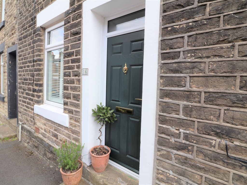 2 bed terraced house to rent in Hadfield Place, Glossop SK13 Zoopla