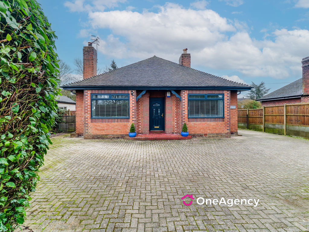 3 bed detached bungalow to rent in Old Road, Barlaston, StokeOnTrent