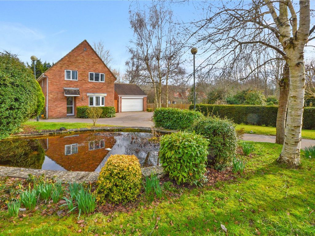 4 bed detached house for sale in The Forum, Westlea, Swindon SN5 Zoopla