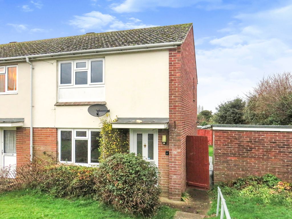 2 bed end terrace house for sale in Henson Park, Chard TA20, £175,000