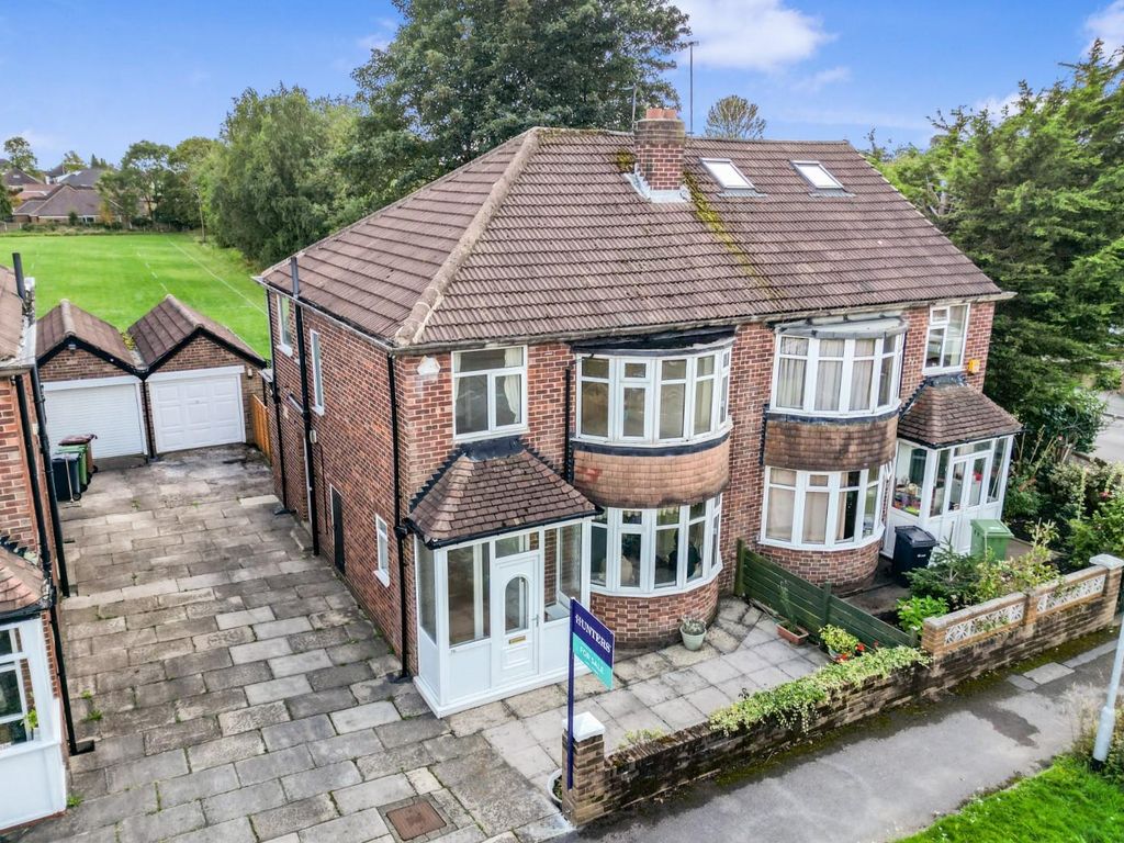 3 bed semidetached house for sale in High Moor Crescent, Moortown