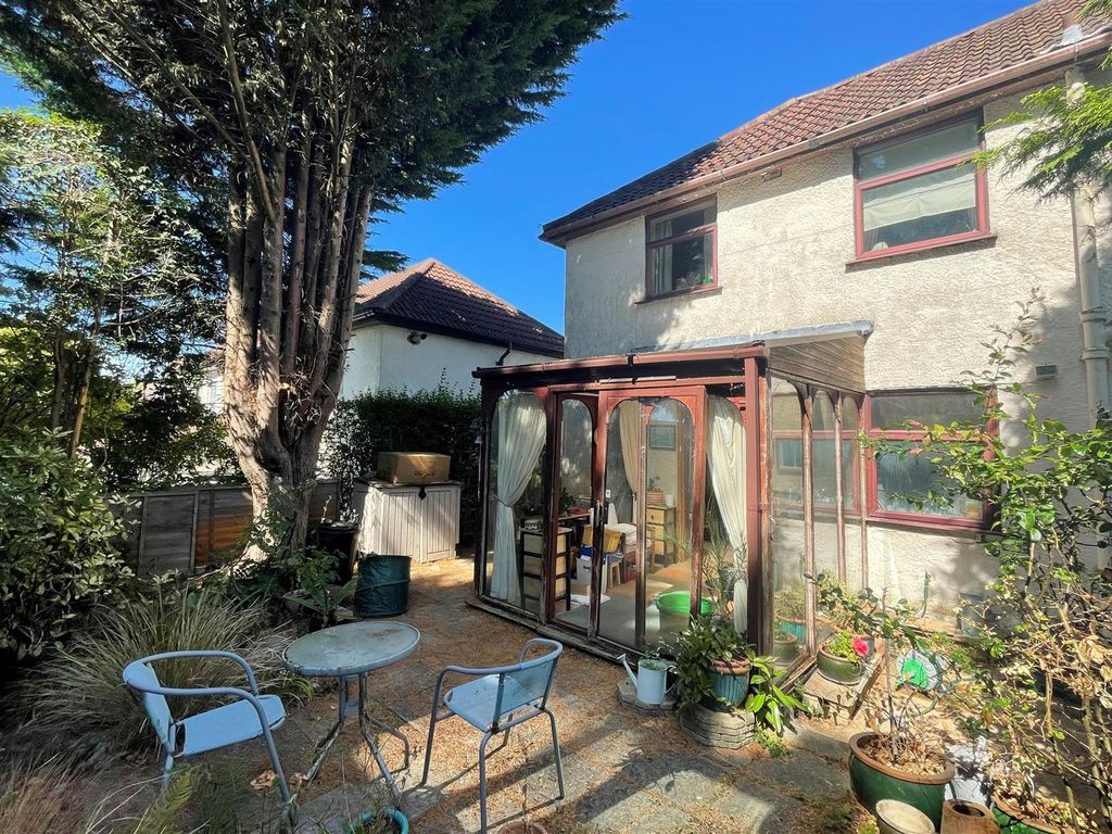 3 bed semidetached house for sale in Clare Road, Kingswood, Bristol