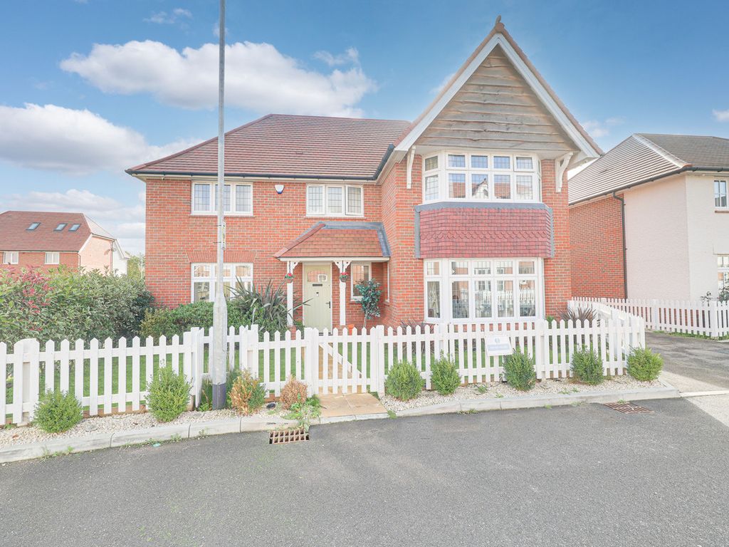 4 bed detached house for sale in Parker Drive, Westley Green SS16 Zoopla