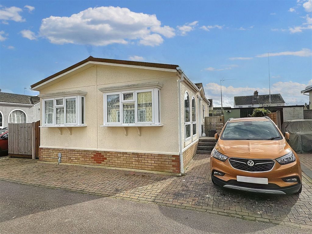 2 bed mobile/park home for sale in Bushel Lane, Soham, Ely CB7, £85,000