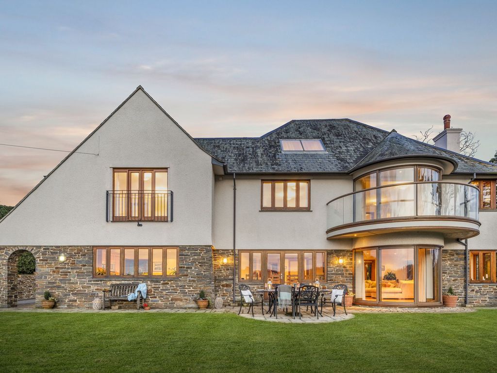 6 bed detached house for sale in Ridley Hill, Kingswear TQ6 Zoopla