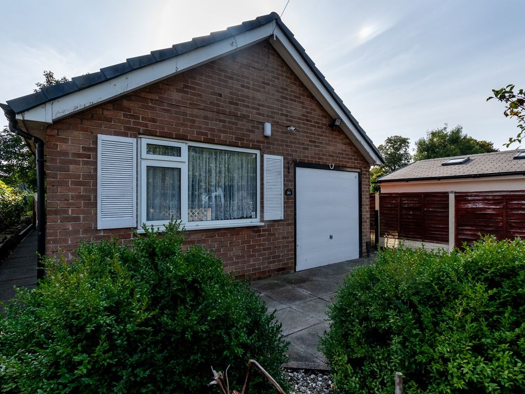 2 Bed Bungalow For Sale In Walkers Lane Sutton Manor St Helens Wa9 £