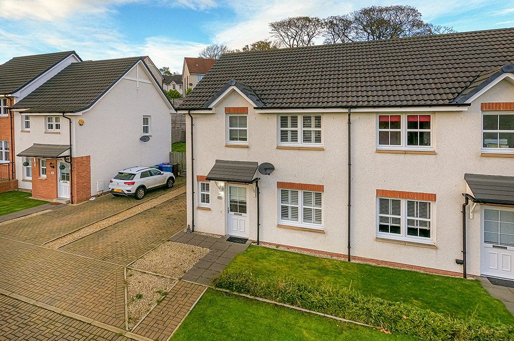3 bed terraced house for sale in Linnview Court, Simshill, Glasgow G44