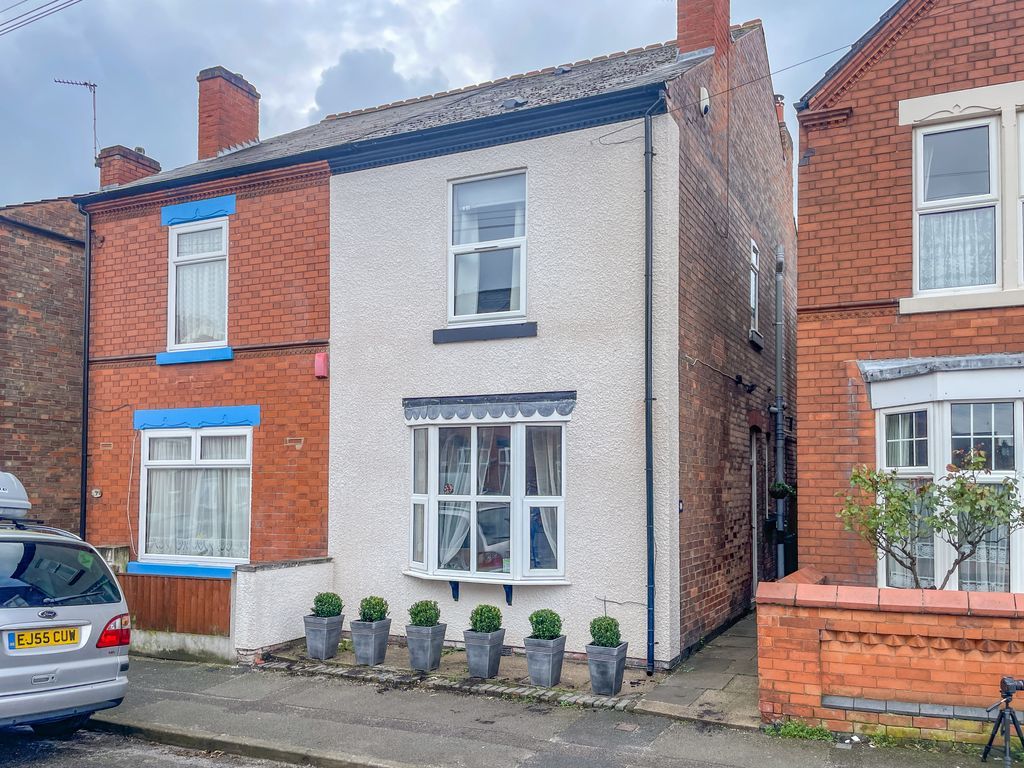3 bed semidetached house for sale in Maxwell Street, Long Eaton