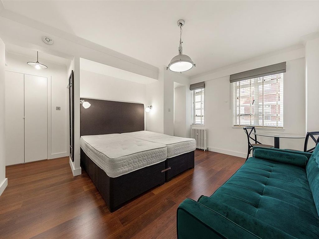 Nell Gwynn House, Sloane Ave SW3