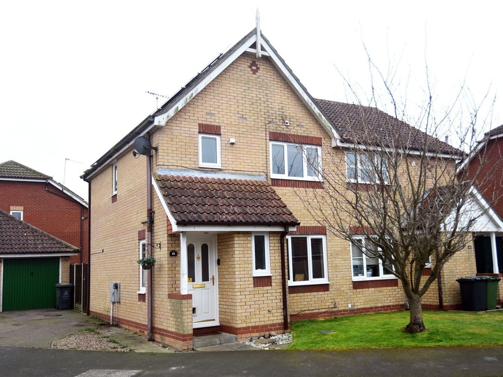 3 bed semidetached house for sale in Bridge Meadow, Hemsby, Great