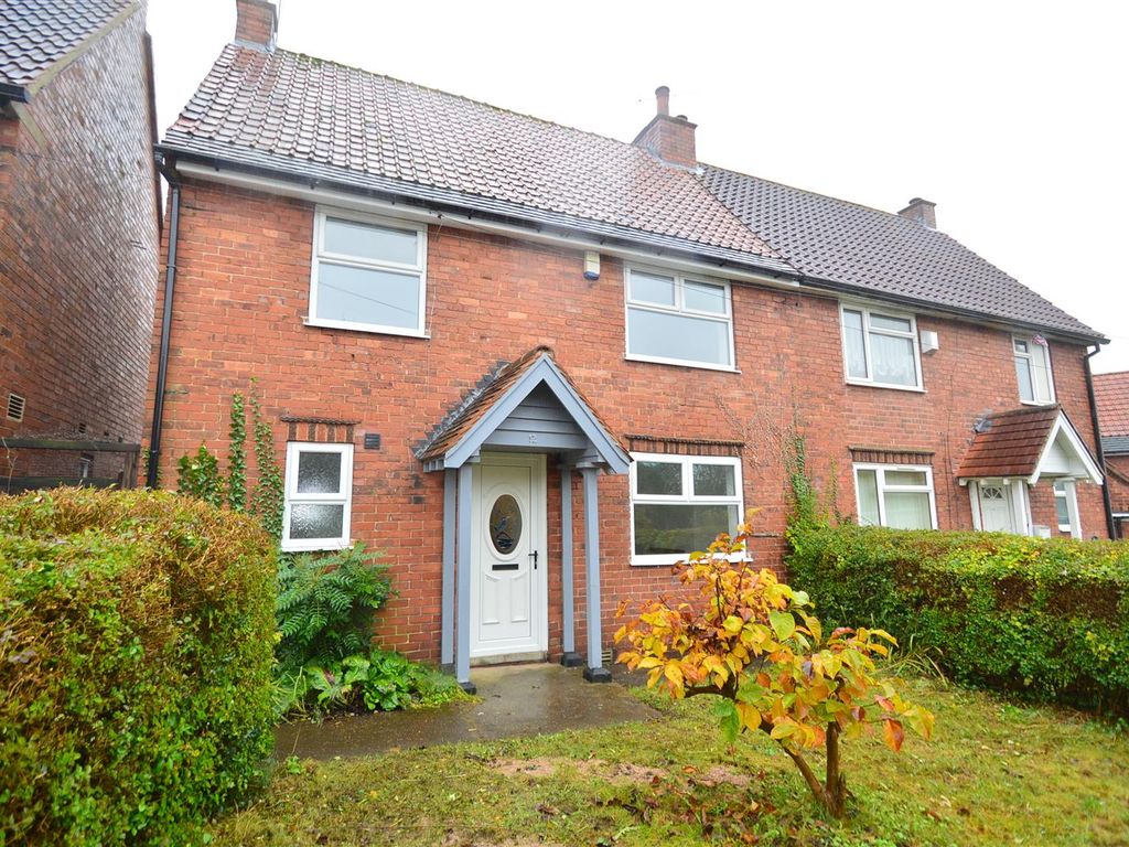 3 bed semidetached house to rent in Ravensdale Road, Mansfield, Nottingham NG18, £800 pcm Zoopla