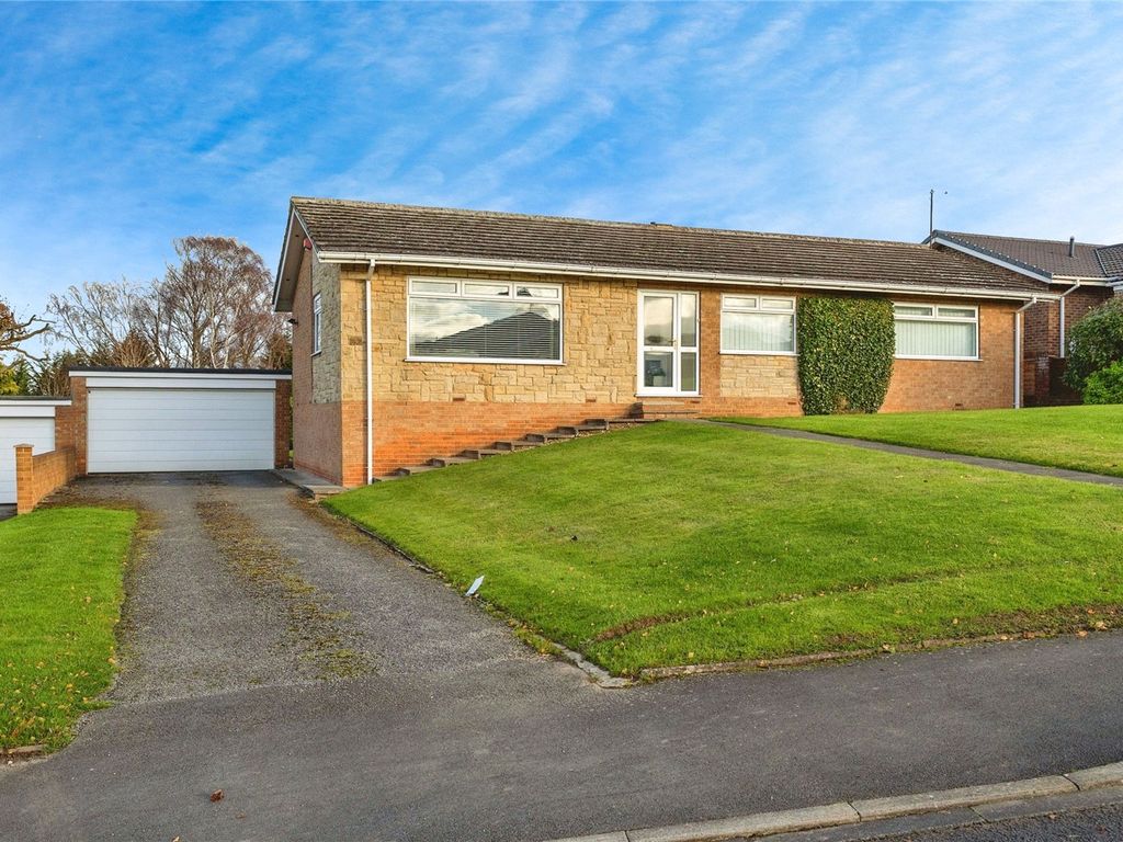 4 bed bungalow for sale in Mount Leven Road, Yarm, Durham TS15, £