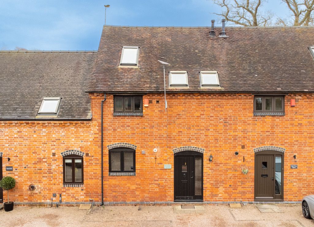 4 bed barn conversion for sale in Salt Way Nr Feckenham