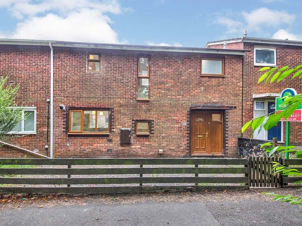 4 bed terraced house to rent in Guisborough Drive, North Shields, Tyne