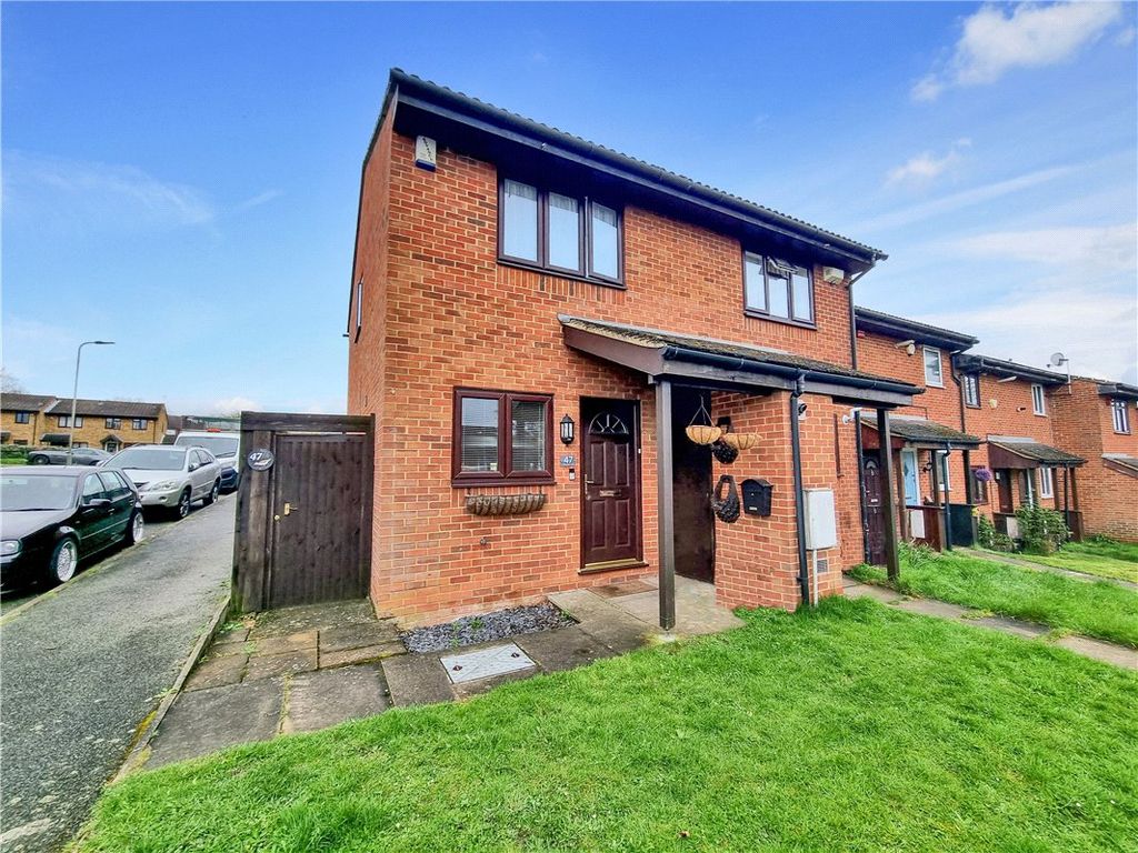 2 bed end terrace house for sale in Sandpiper Way, St Pauls Cray, Kent