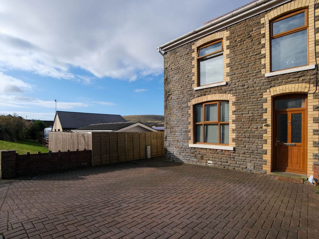 4 bed end terrace house for sale in Cwmgors, Ammanford SA18 Zoopla