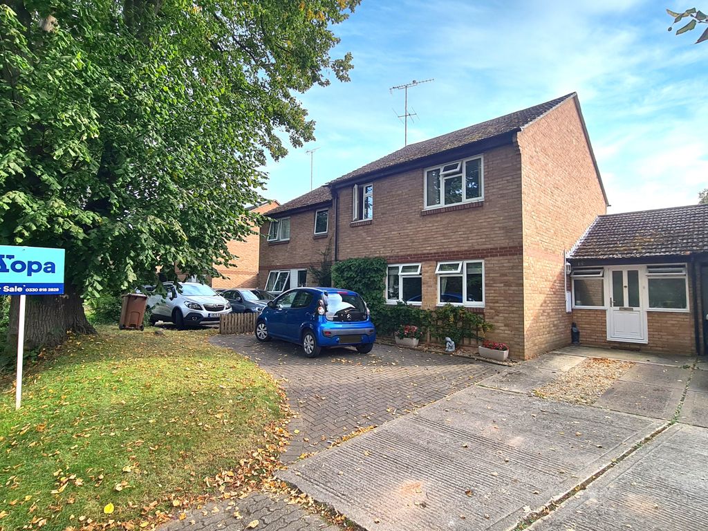 3 bed linkdetached house for sale in College Baths Road, Cheltenham