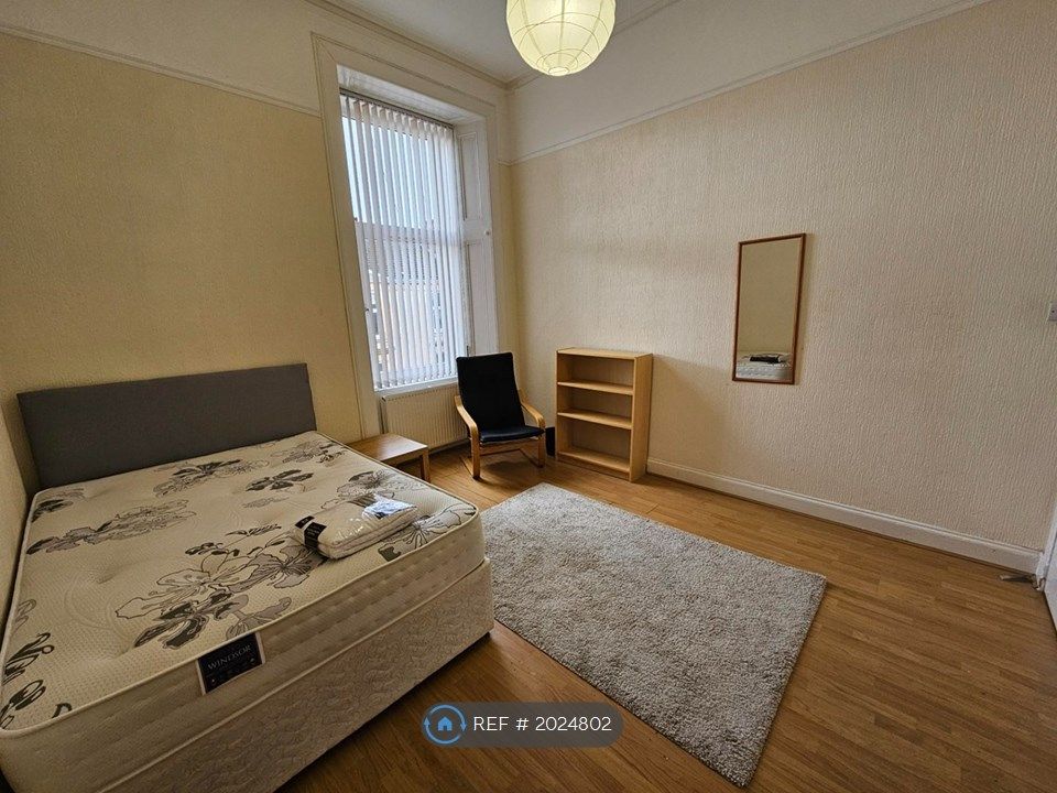Room to rent in Kilmarnock Road, Glasgow G41, £675 pcm Zoopla