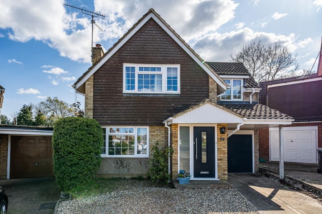 4 bed detached house for sale in Woodley, Berkshire RG5 Zoopla