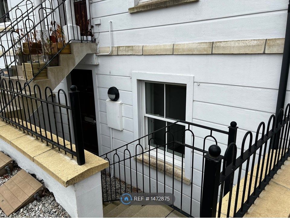 1 bed flat to rent in Bodmin, Bodmin PL31 Zoopla