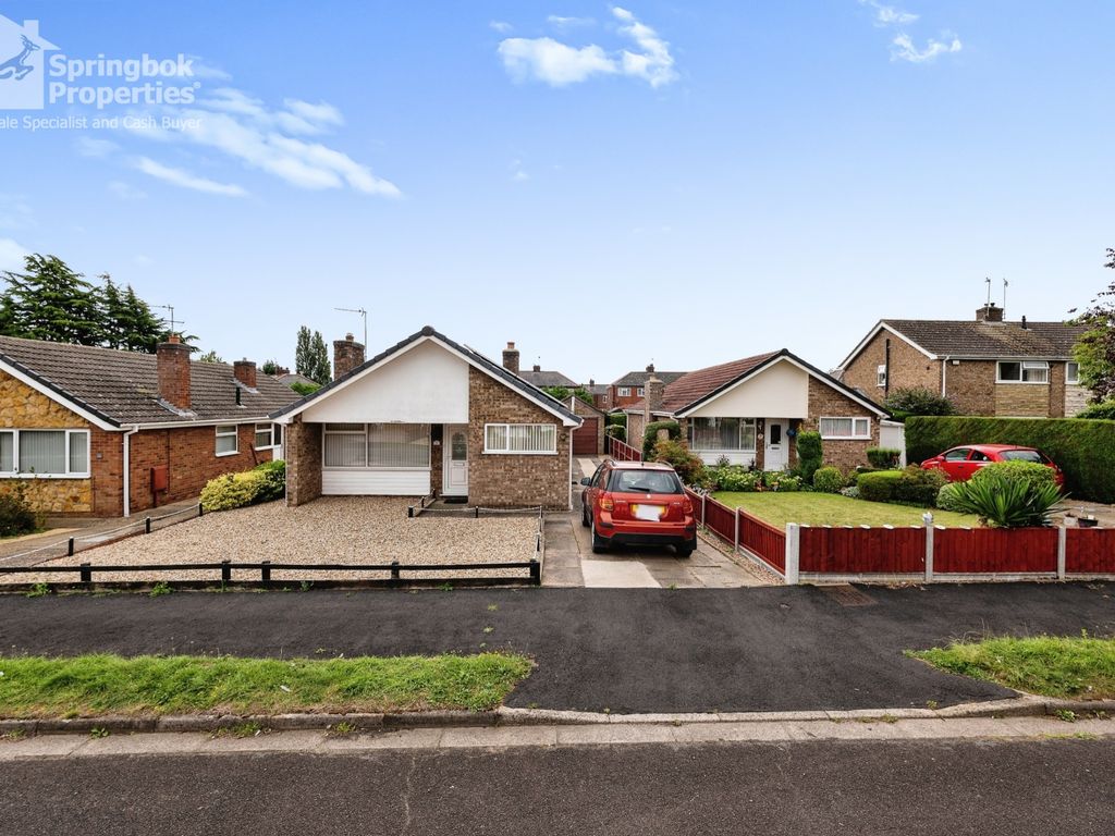 2 bed detached bungalow for sale in Ripon Drive, Sleaford, Lincolnshire NG34, £180,000 Zoopla