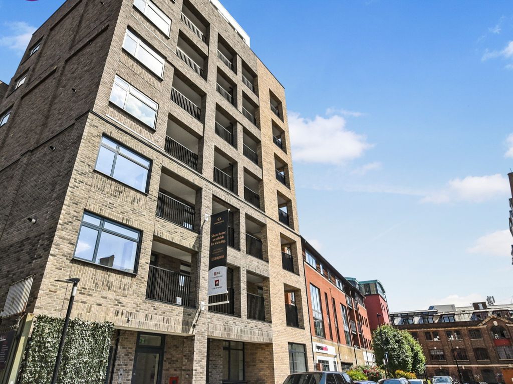 New home, 2 bed flat for sale in 33 Caroline Street, Limehouse E1, £