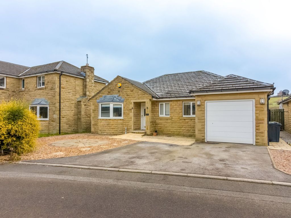 3 bed detached bungalow for sale in Vicarage Meadows, Holmfirth HD9 Zoopla