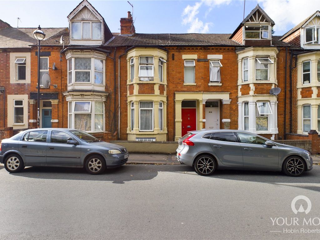 6 bed terraced house for sale in Semilong Road, Semilong, Northampton