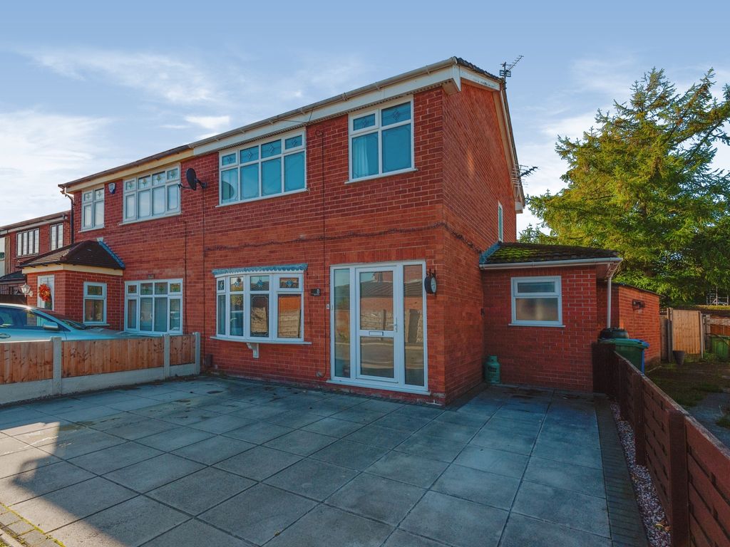 3 bed semidetached house for sale in Kelsall Close, Widnes, Cheshire
