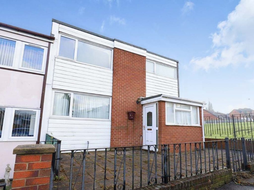 3 bed end terrace house for sale in Badger Drive, Sheffield, South