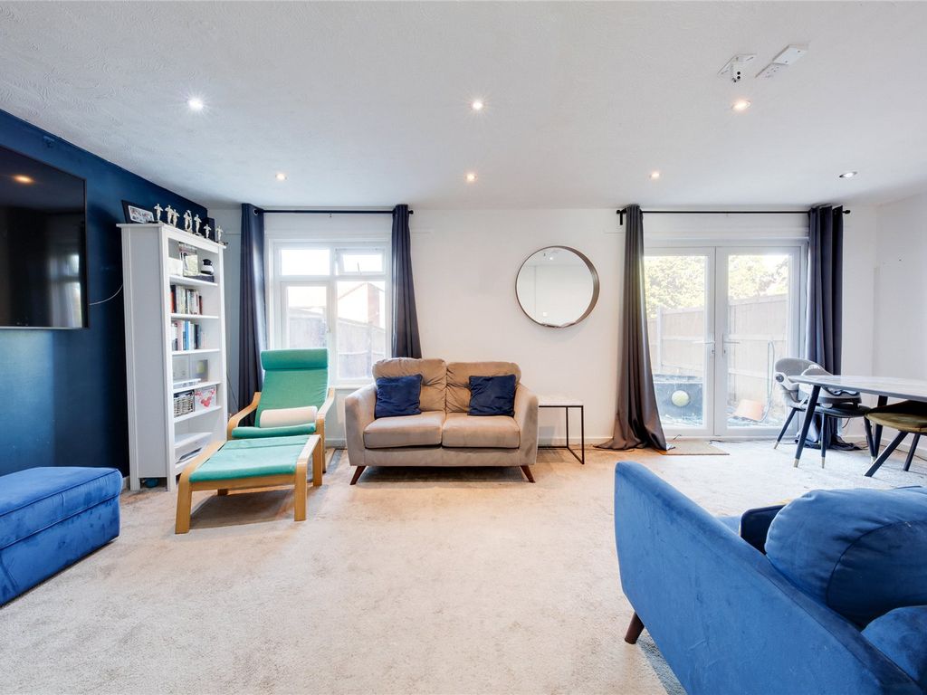 3 bed terraced house for sale in Great Ranton, Pitsea, Basildon, Essex SS13 Zoopla