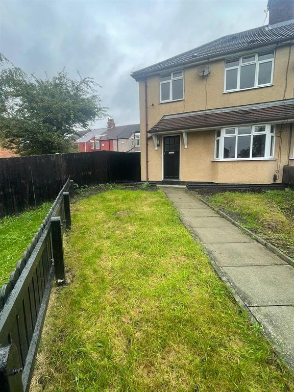 3 bed semidetached house to rent in Merecroft Avenue, Wallasey CH44, £