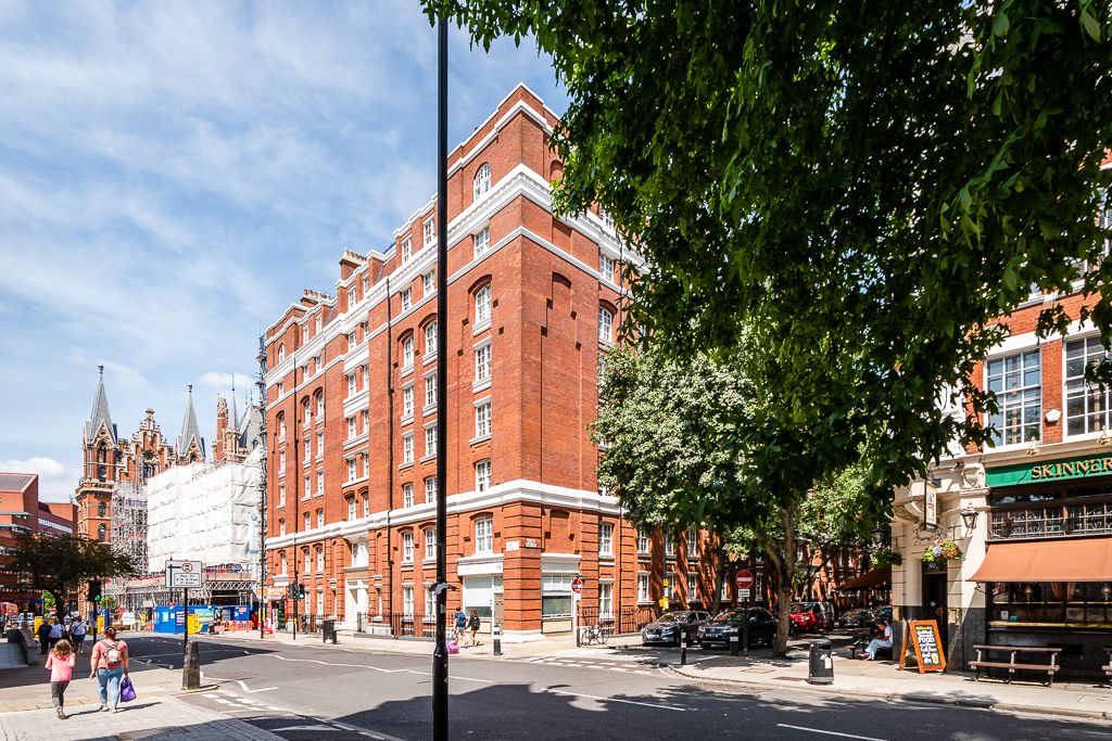 2 bed flat to rent in Queen Alexandra Mansions, Bidborough Street