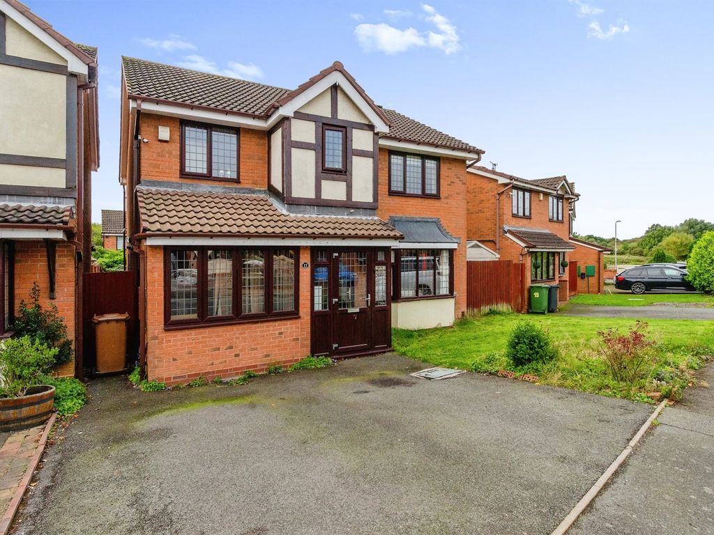 4 bed detached house for sale in Valleyside, Pelsall, Walsall WS3, £