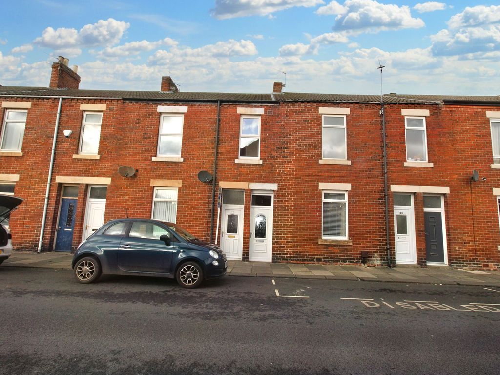 3 bed flat for sale in Delaval Road, Forest Hall, Newcastle Upon Tyne