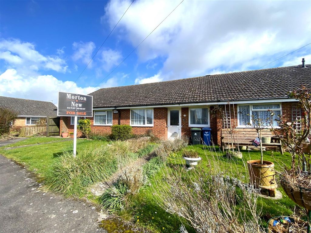 2 bed terraced bungalow for sale in Maple Way, Gillingham SP8 Zoopla