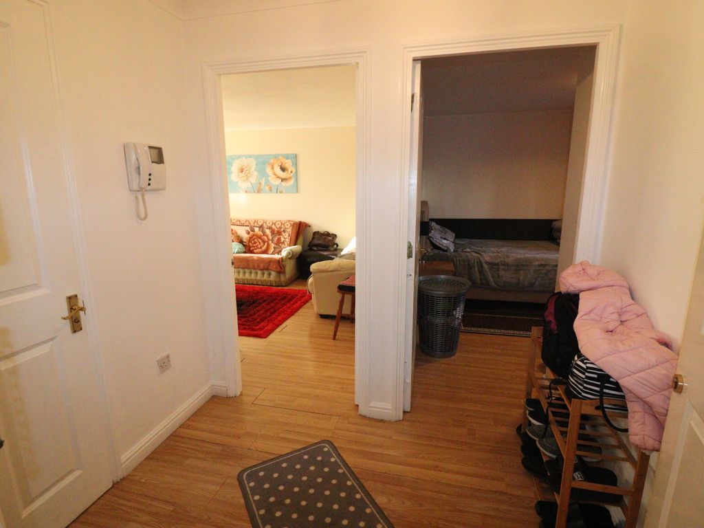 1 bed flat for sale in Dunstable Road, Luton LU4 Zoopla