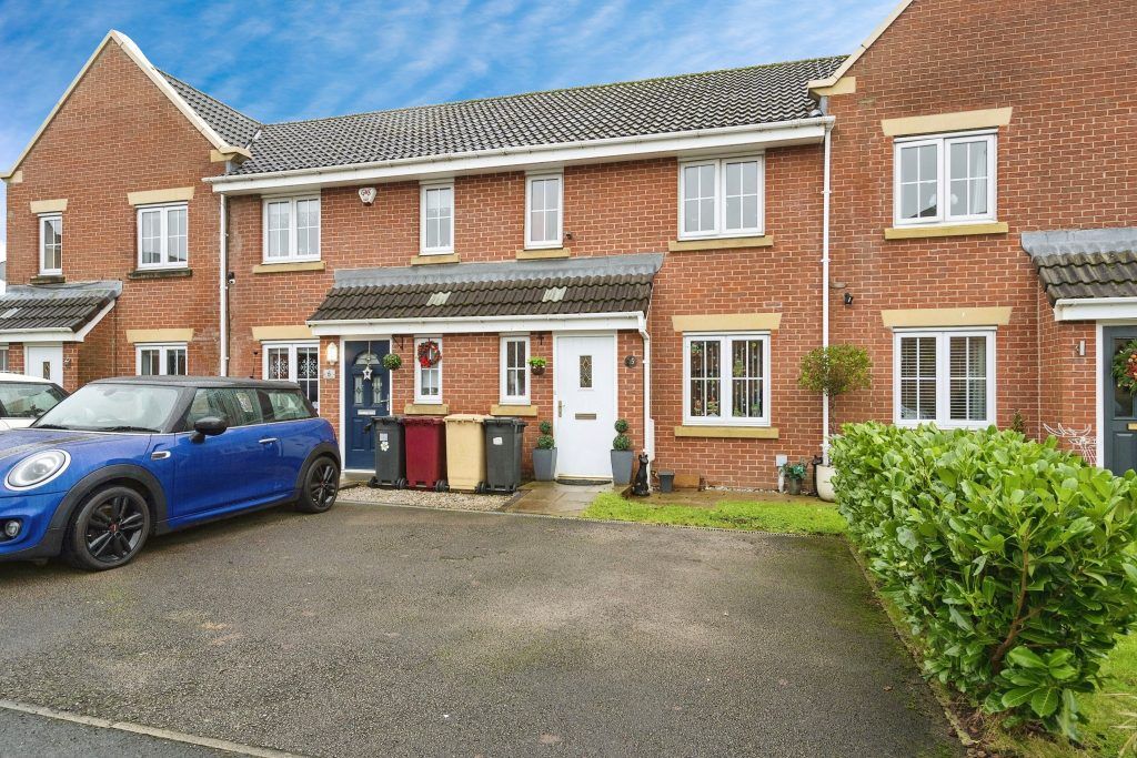 3 bed semidetached house for sale in Kirkhill Grange, Westhoughton